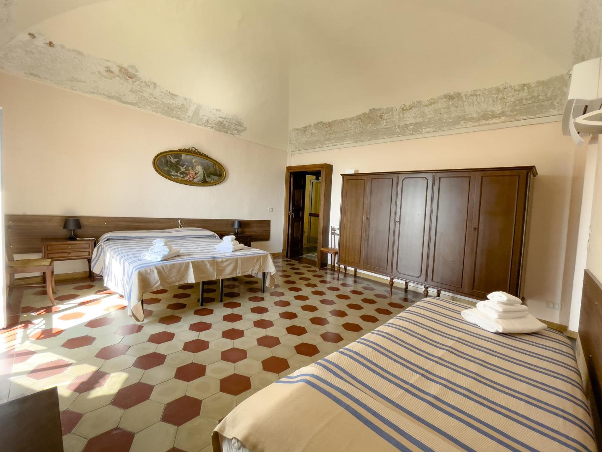 Santuario Di Graglia Aparthotel Szoba fotó